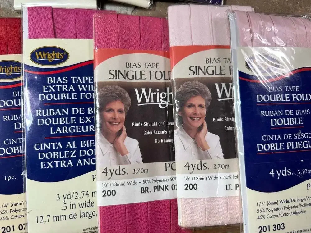 Wrights Bias Tape Berry, Pink , purple, red see photos lot of 11